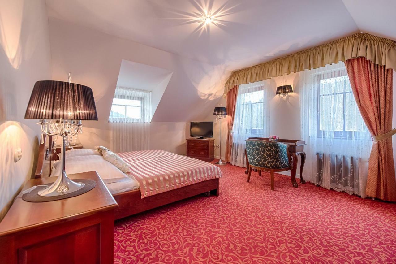 Hotel Zlaty Orel Ostravice Esterno foto