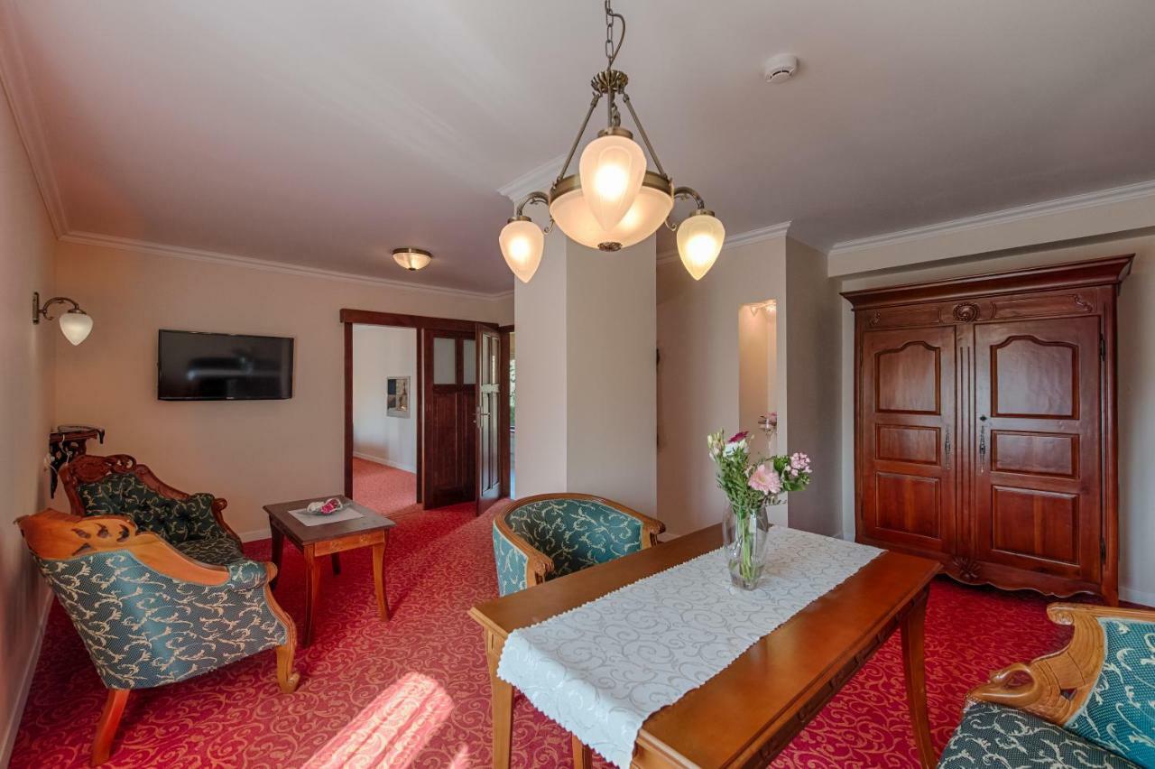 Hotel Zlaty Orel Ostravice Esterno foto
