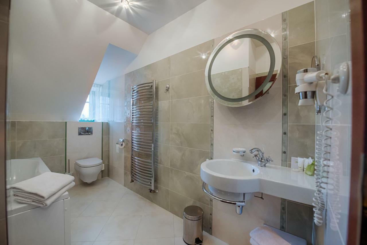 Hotel Zlaty Orel Ostravice Esterno foto