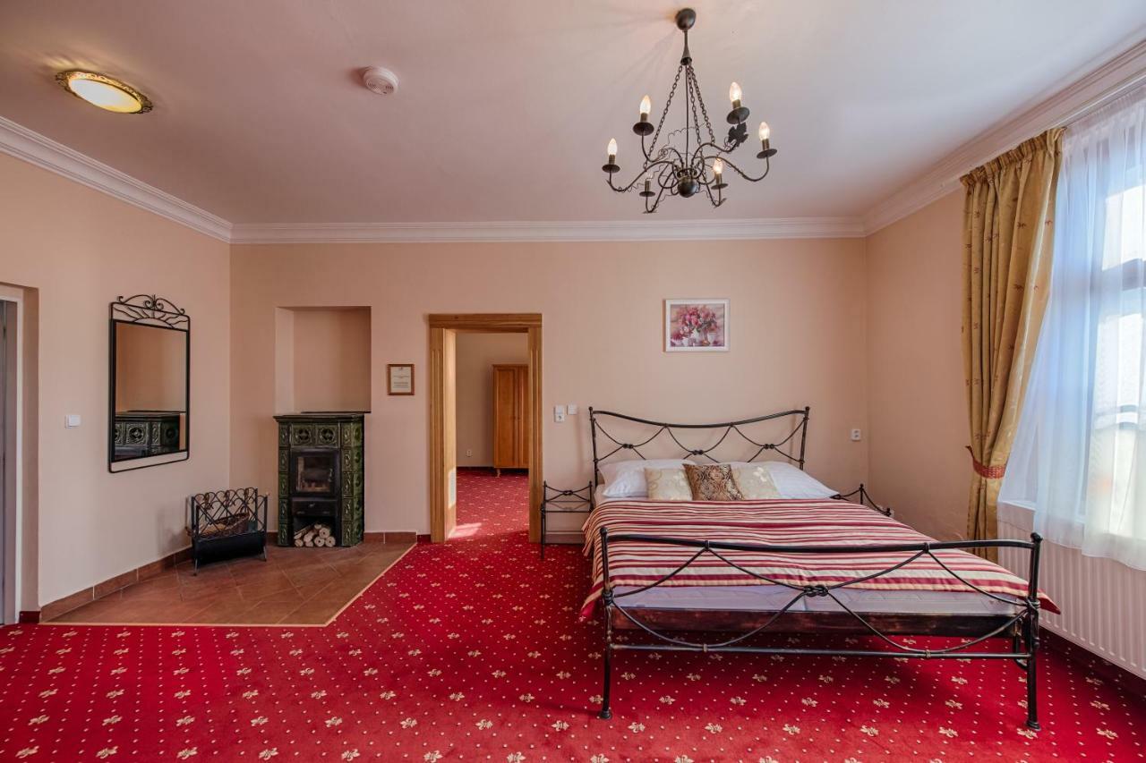 Hotel Zlaty Orel Ostravice Esterno foto